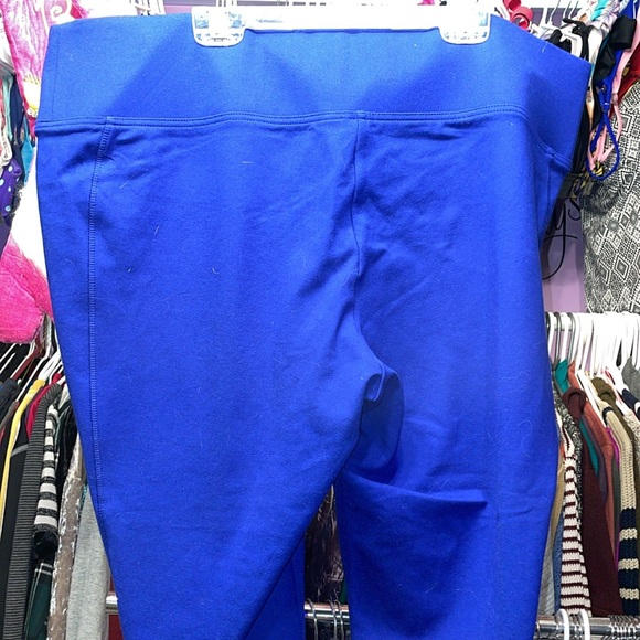 LUXE SLIMS 2x Plus Slim Blue Capri design on ankle like new  size 20 / 22 - Picture 6 of 11